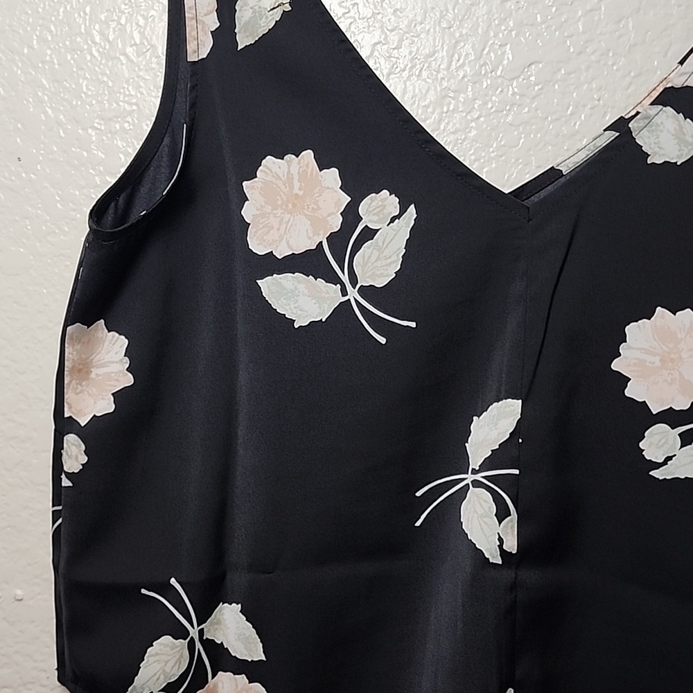 Saltwater LUXE Rodeo Tank - Floral - Picture 9 of 9